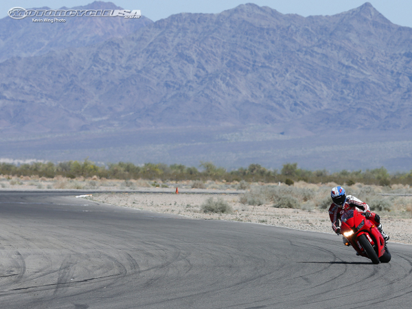 Honda CBR600RR 2013 тест
